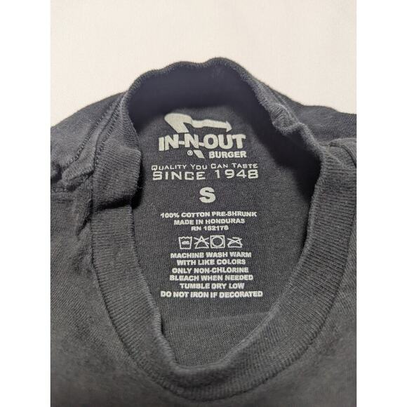 In-N-Out Burger Las Vegas LV Classic Cars Hot Rod T Shirt Sunset Palm Trees Sz S - Picture 5 of 5